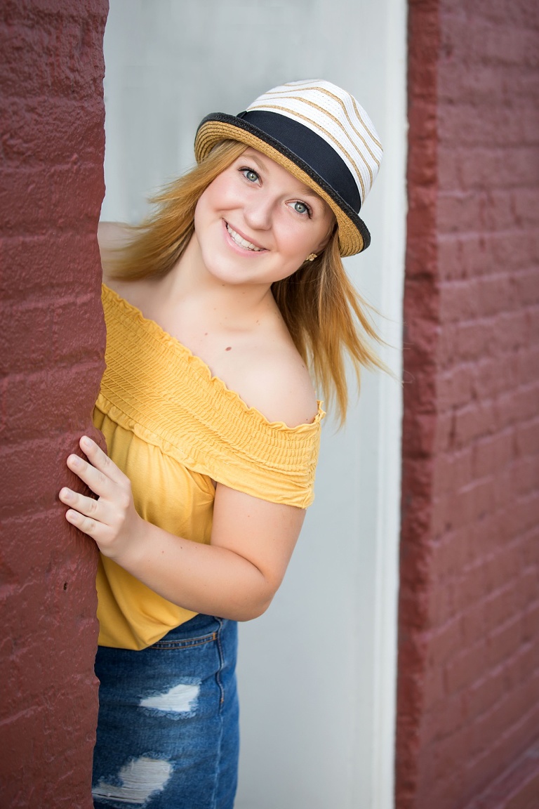 Senior pictures, Rochester, MN, Urban Flair Photography, downtown Rochester MN 